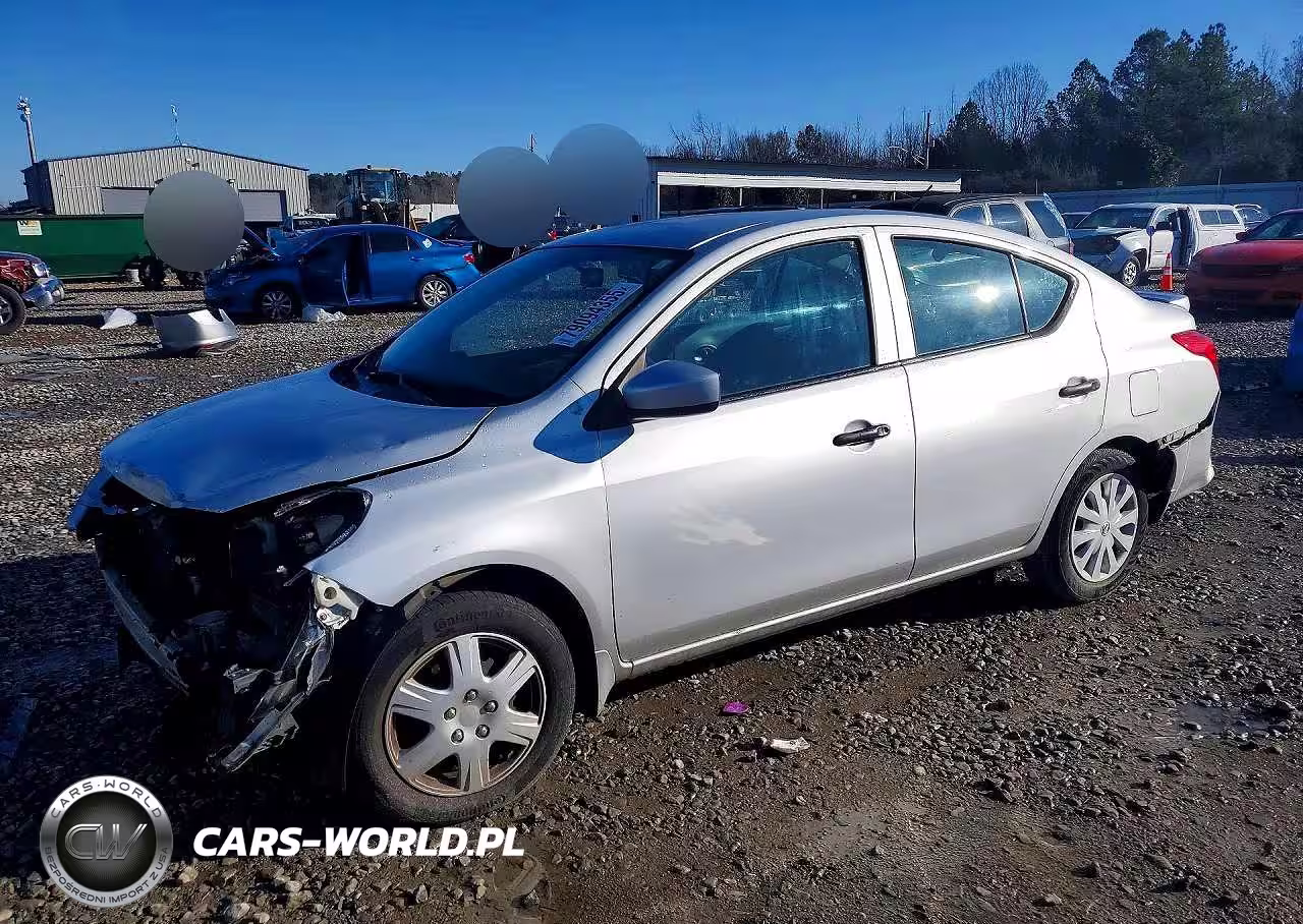 2017 Nissan Versa 1.6 S Plus