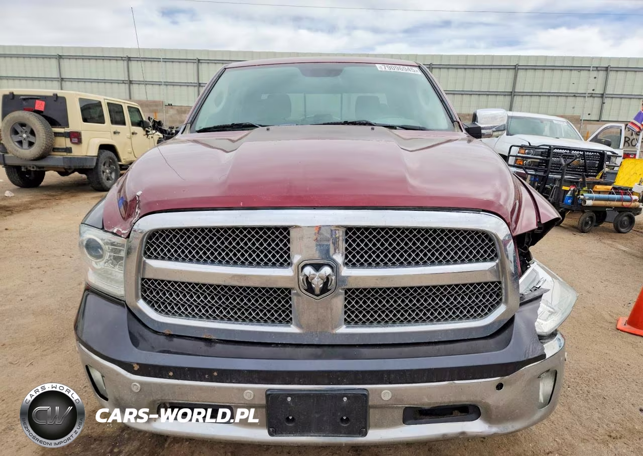 2016 Ram 1500 Laramie VIN:1C6RR7NM1GS235451 - 5