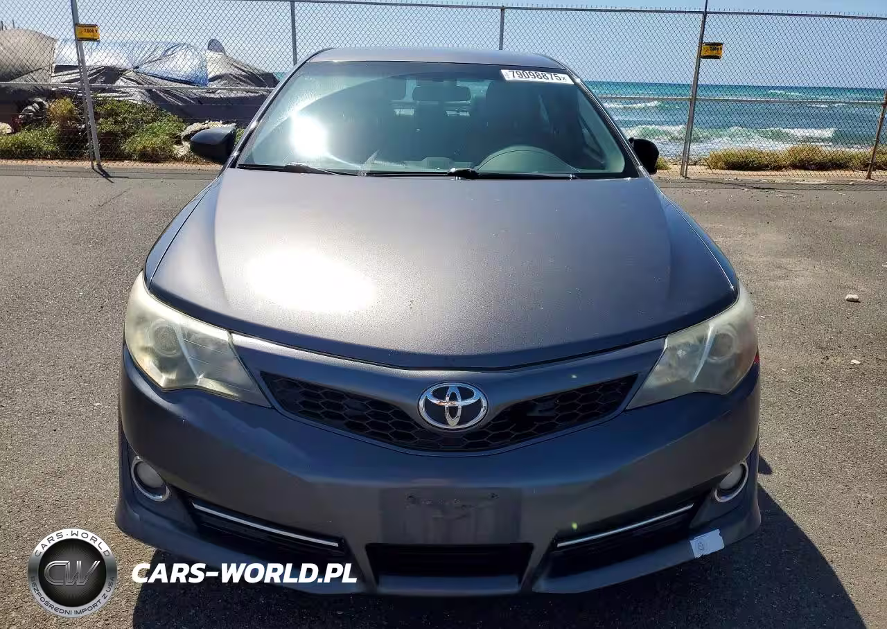 2014 Toyota Camry L VIN:4T1BF1FK2EU773702 - 5