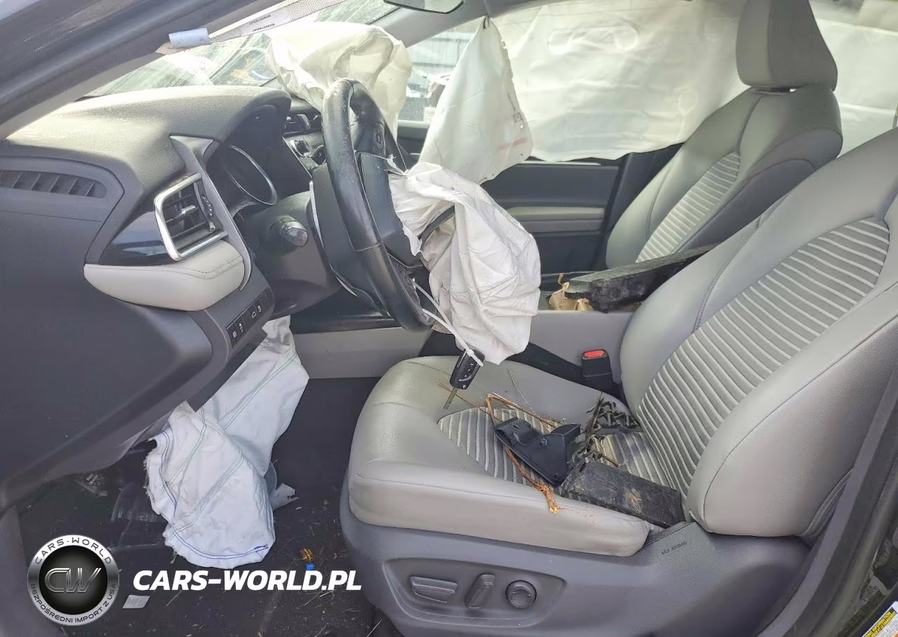 2018 Toyota Camry Se VIN:4T1B11HKXJU661767 - 7