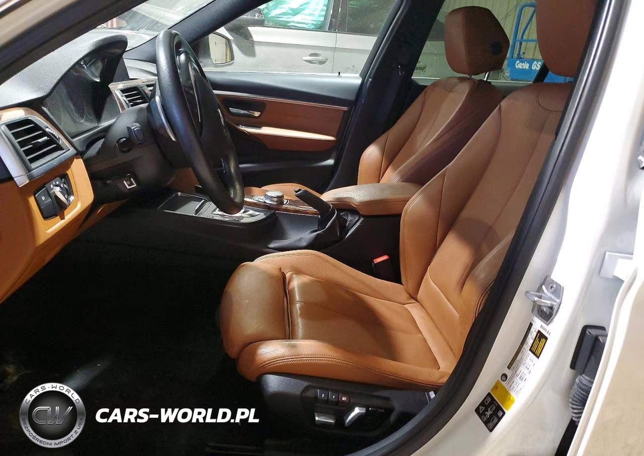 2017 BMW 330 Xi VIN:WBA8D9C3XHA004481 - 7