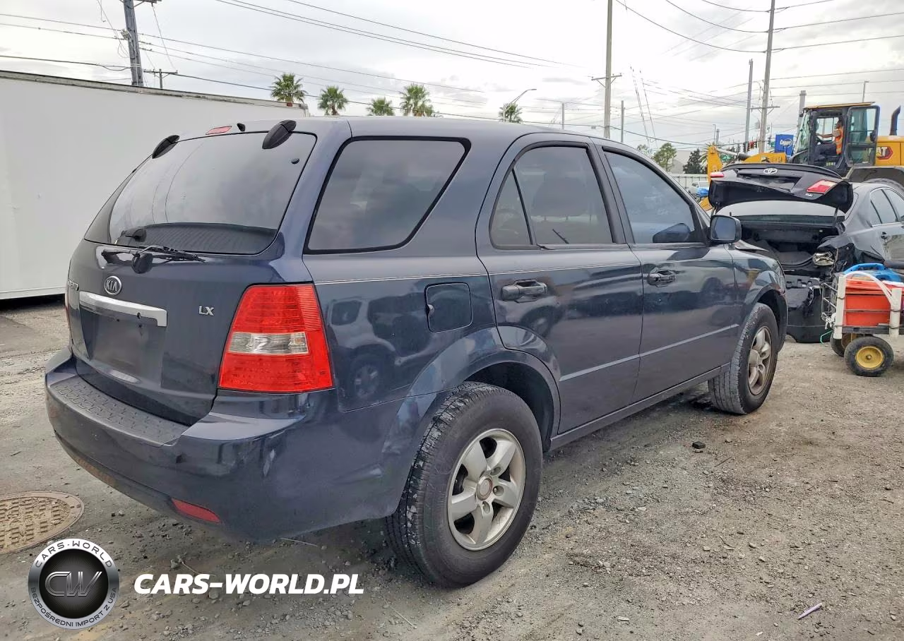 2008 Kia Sorento Base VIN:KNDJD735685857124 - 3