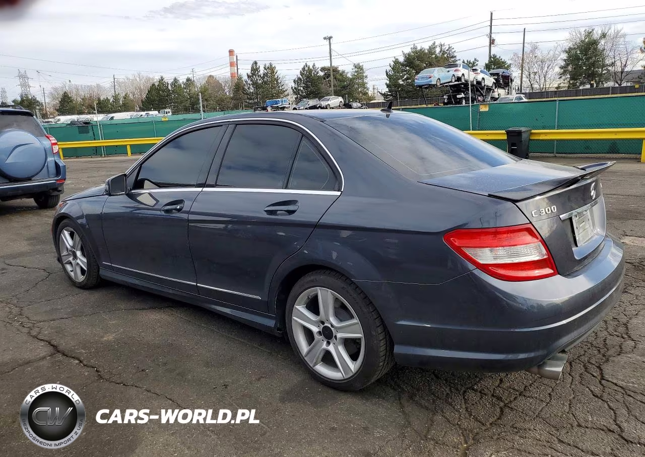 2011 Mercedes-Benz C 300 4Matic VIN:WDDGF8BB3BR135276 - 2