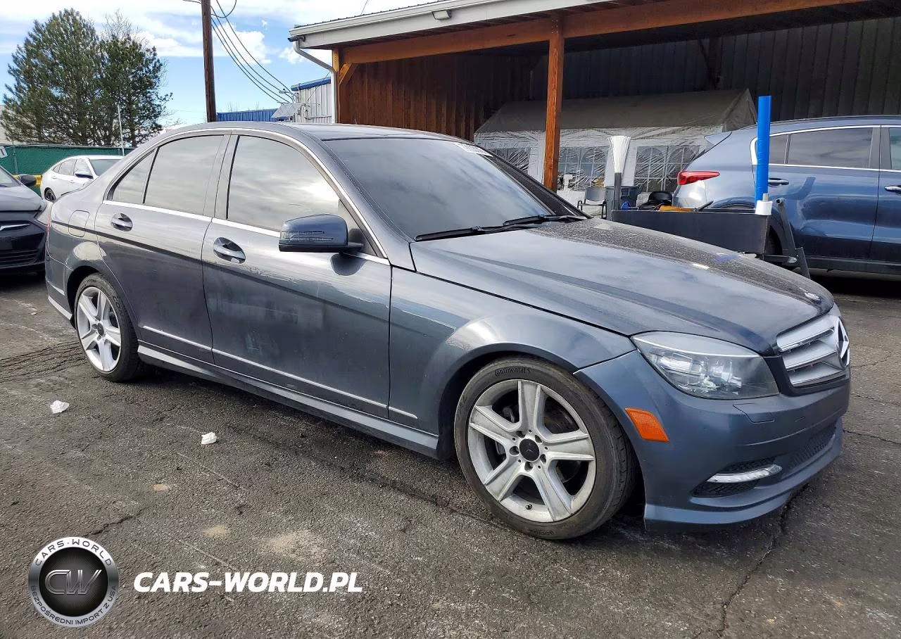 2011 Mercedes-Benz C 300 4Matic VIN:WDDGF8BB3BR135276 - 4