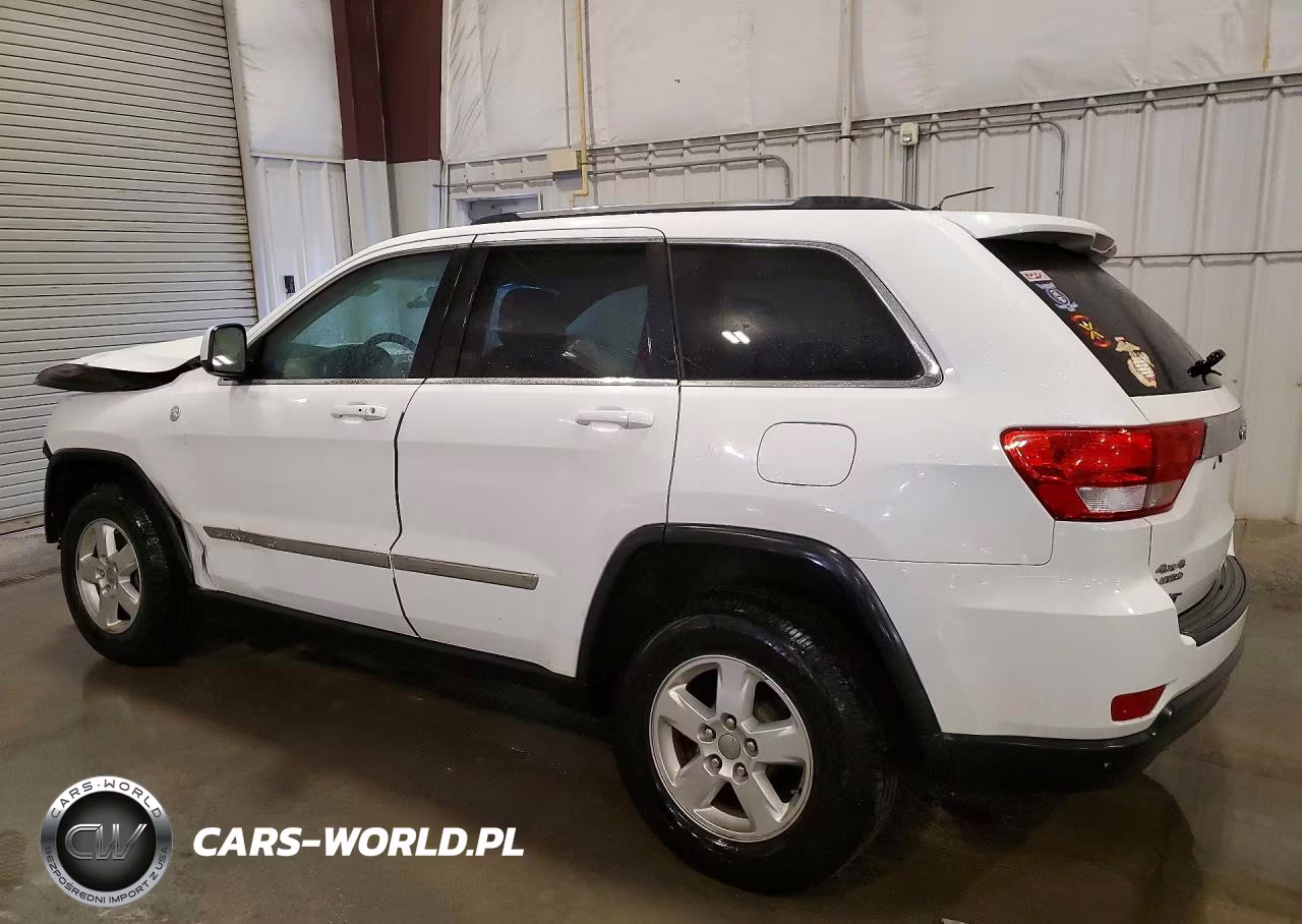 2013 Jeep Grand Cherokee Laredo VIN:1C4RJFAG1DC626826 - 2