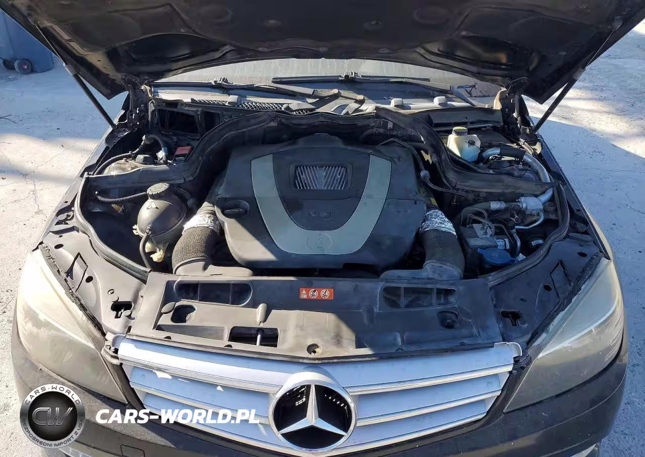 2011 Mercedes-Benz C 300 VIN:WDDGF5EB2BF635666 - 11