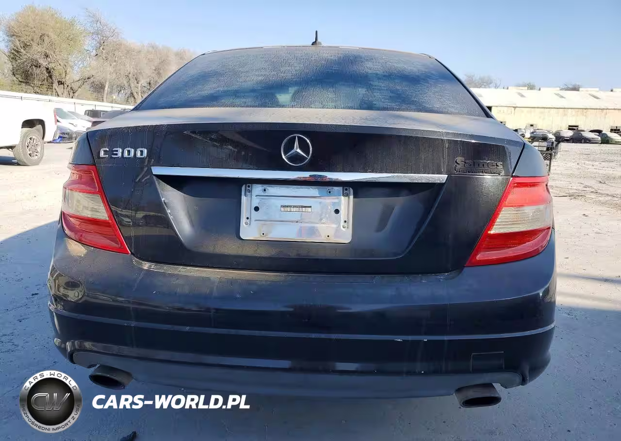 2011 Mercedes-Benz C 300 VIN:WDDGF5EB2BF635666 - 6