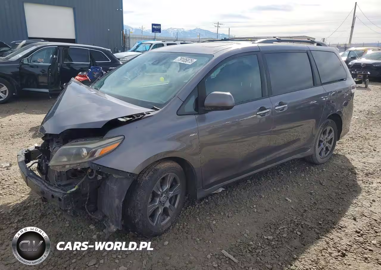 2019 Toyota Sienna Se 7-Passenger