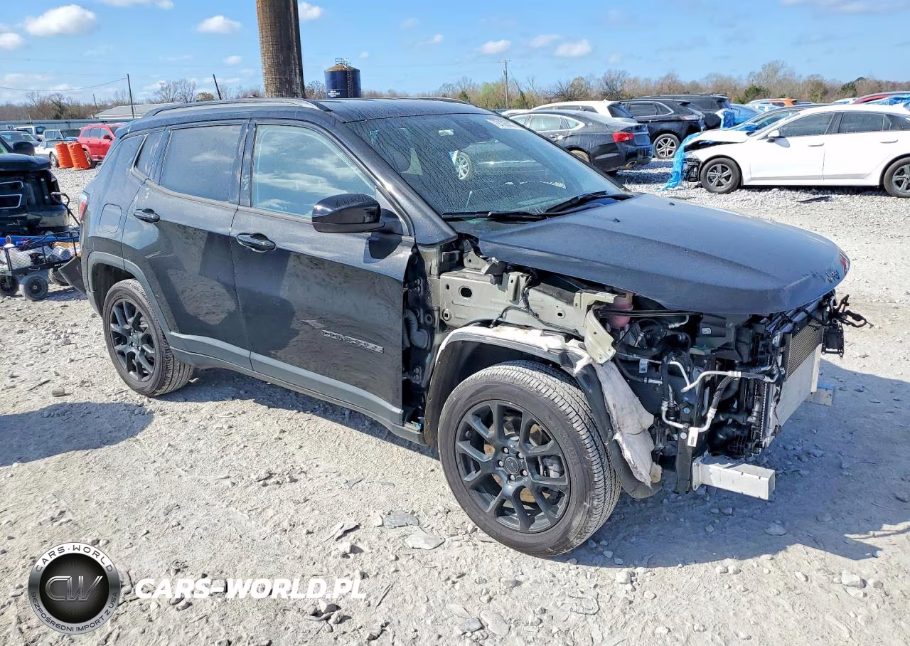 2025 Jeep Compass Latitude VIN:3C4NJDBN0ST540537 - 4