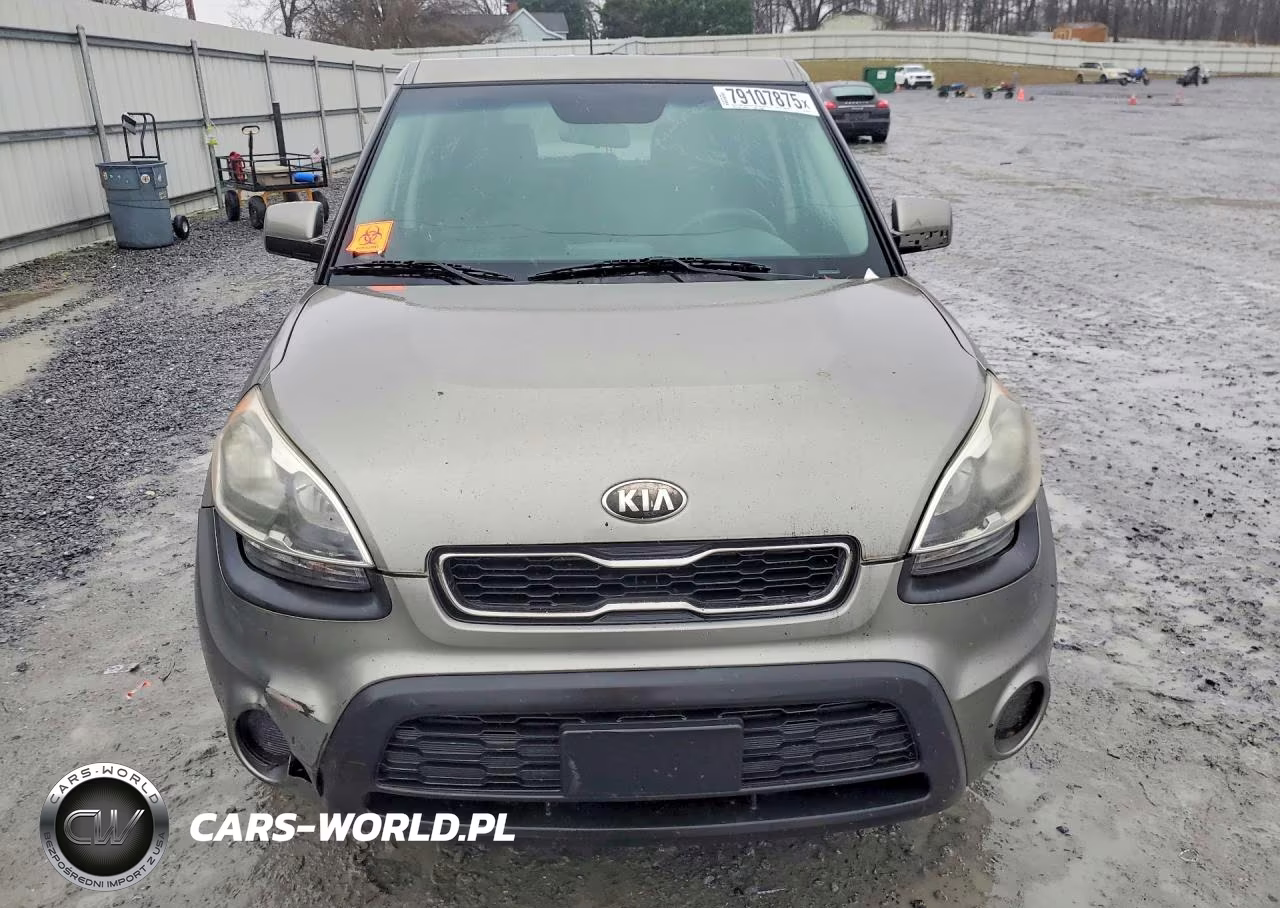2013 Kia Soul Base VIN:KNDJT2A56D7585746 - 5