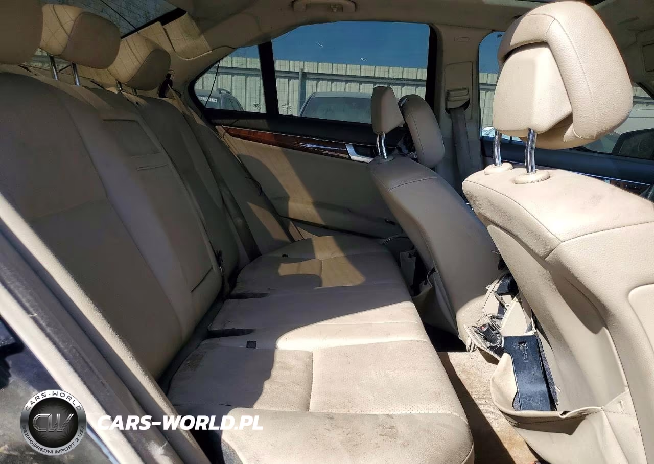 2012 Mercedes-Benz C 250 VIN:WDDGF4HB8CR217649 - 10