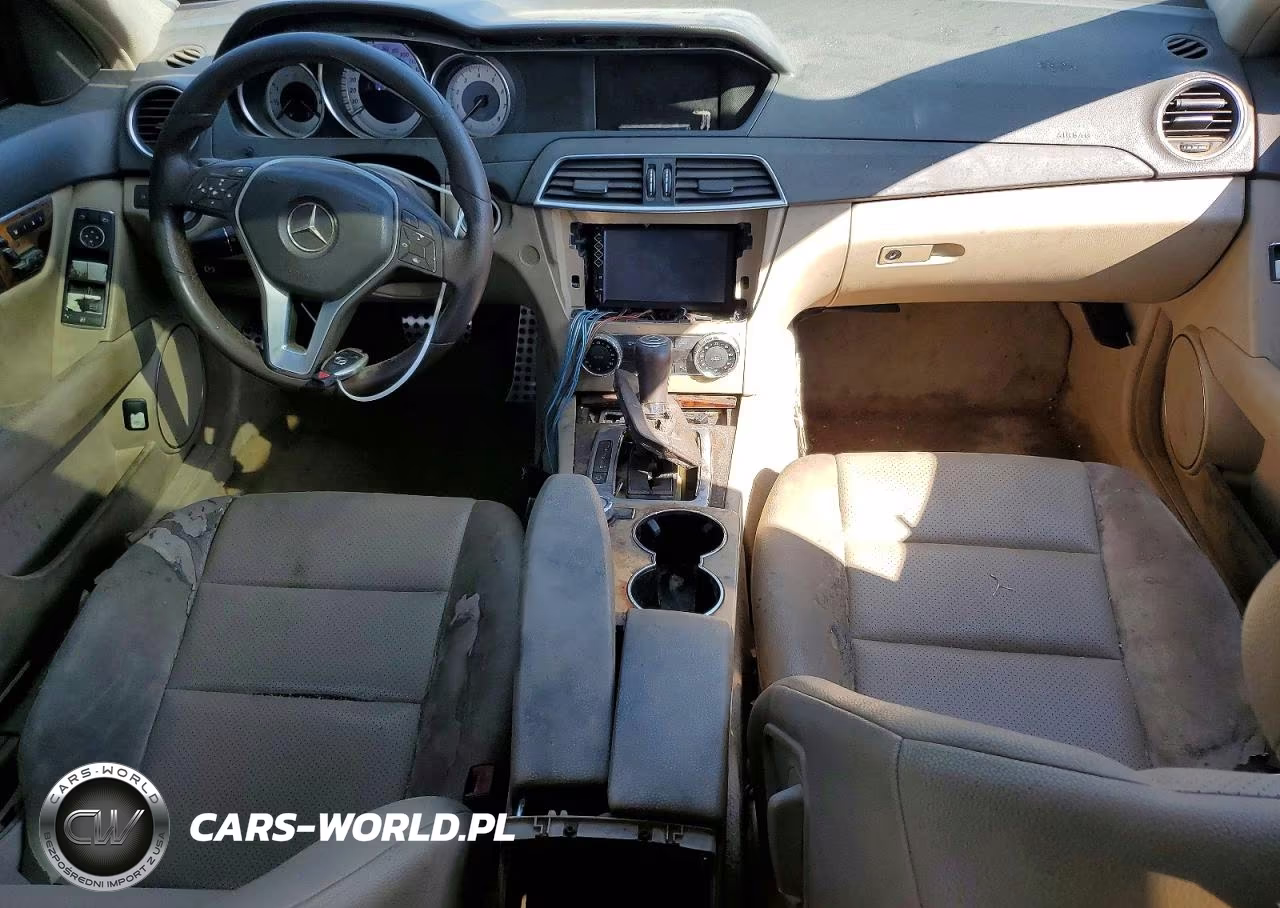 2012 Mercedes-Benz C 250 VIN:WDDGF4HB8CR217649 - 8