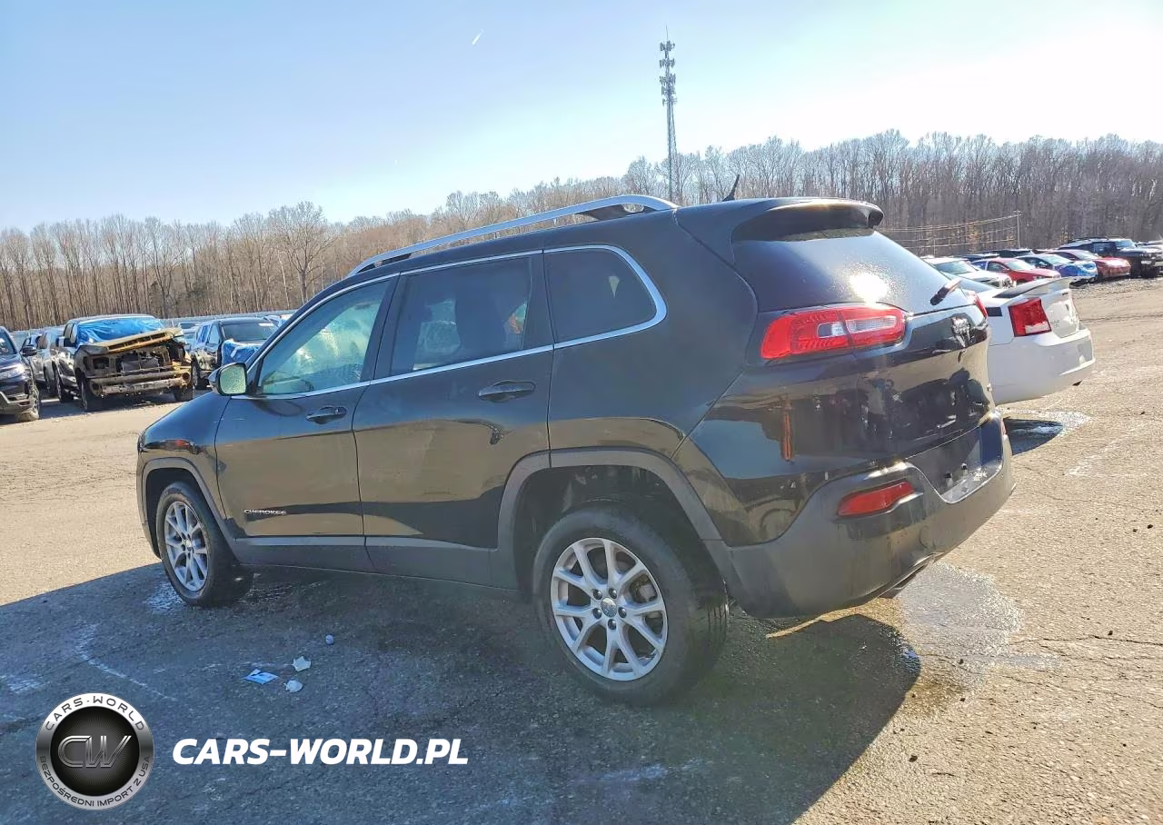 2015 Jeep Cherokee Latitude VIN:1C4PJLCB7FW507428 - 2