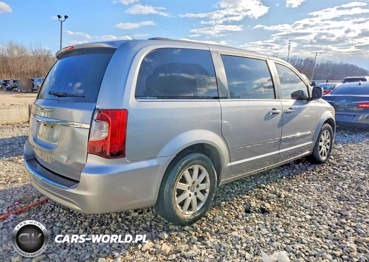 2013 Chrysler Town & Country Touring VIN:2C4RC1BG8DR674262 - 3
