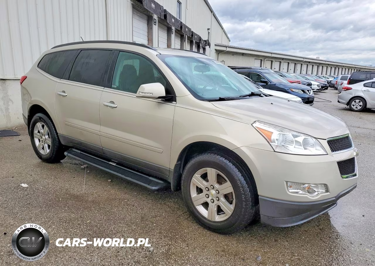 2011 Chevrolet Traverse Lt VIN:1GNKRGED1BJ397337 - 4