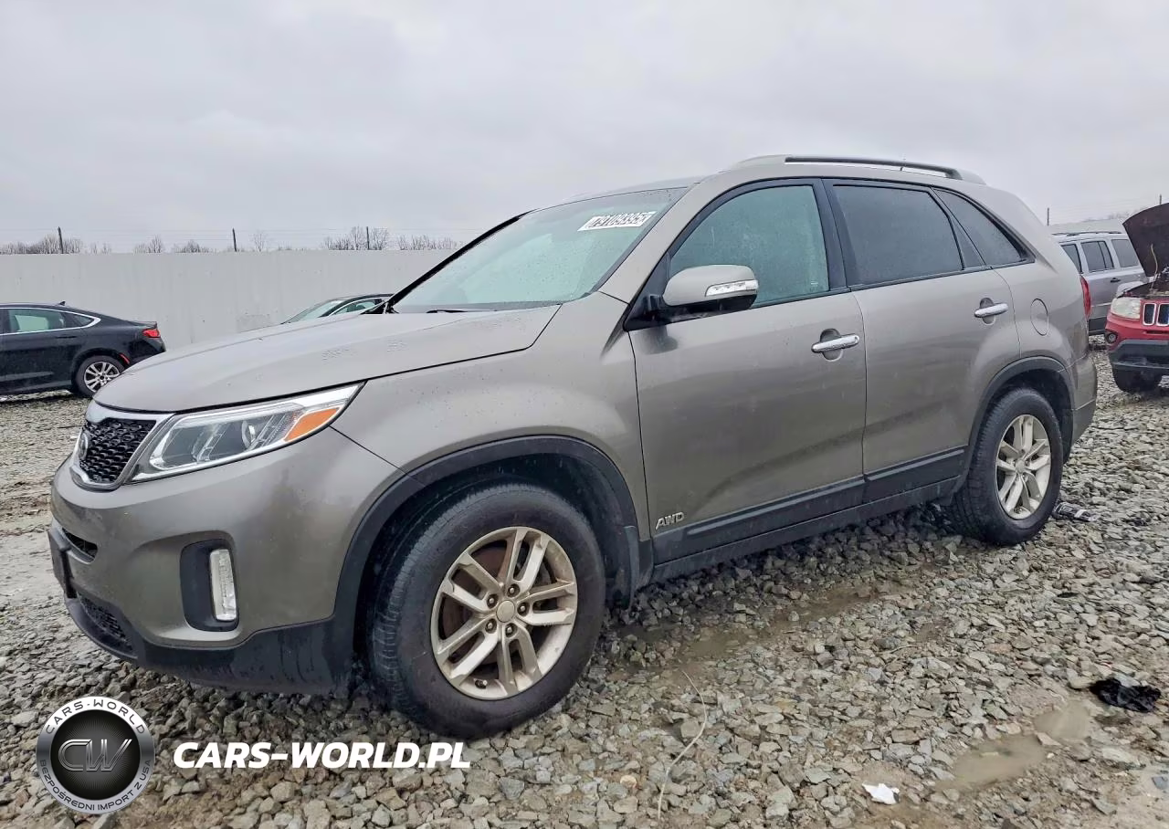 2015 Kia Sorento Lx VIN:5XYKTCA68FG608873 - 1