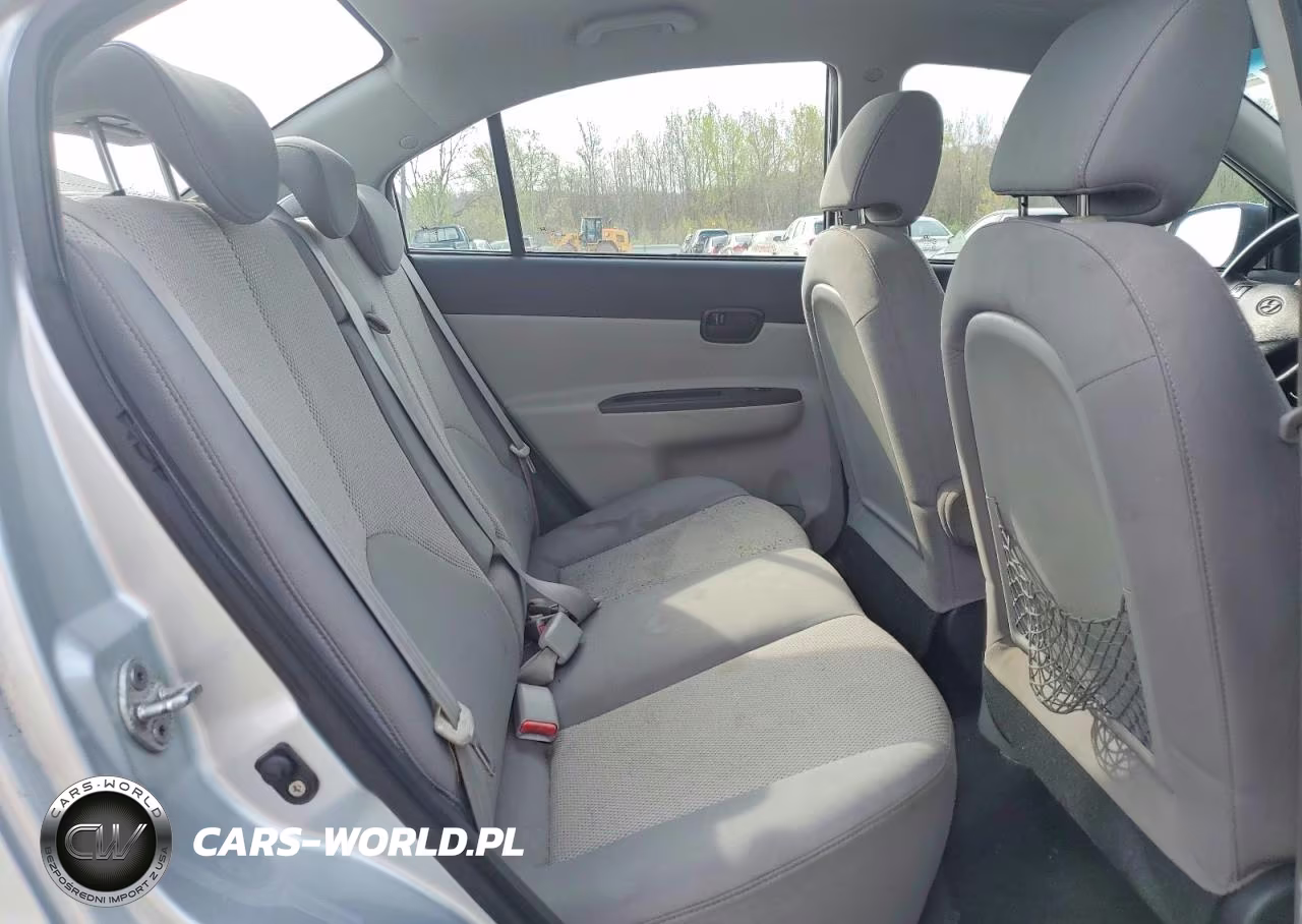 2011 Hyundai Accent Gls VIN:KMHCN4AC0BU606551 - 10