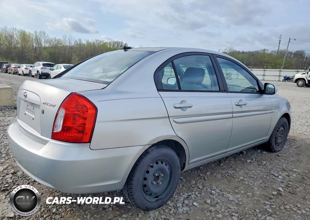 2011 Hyundai Accent Gls VIN:KMHCN4AC0BU606551 - 3