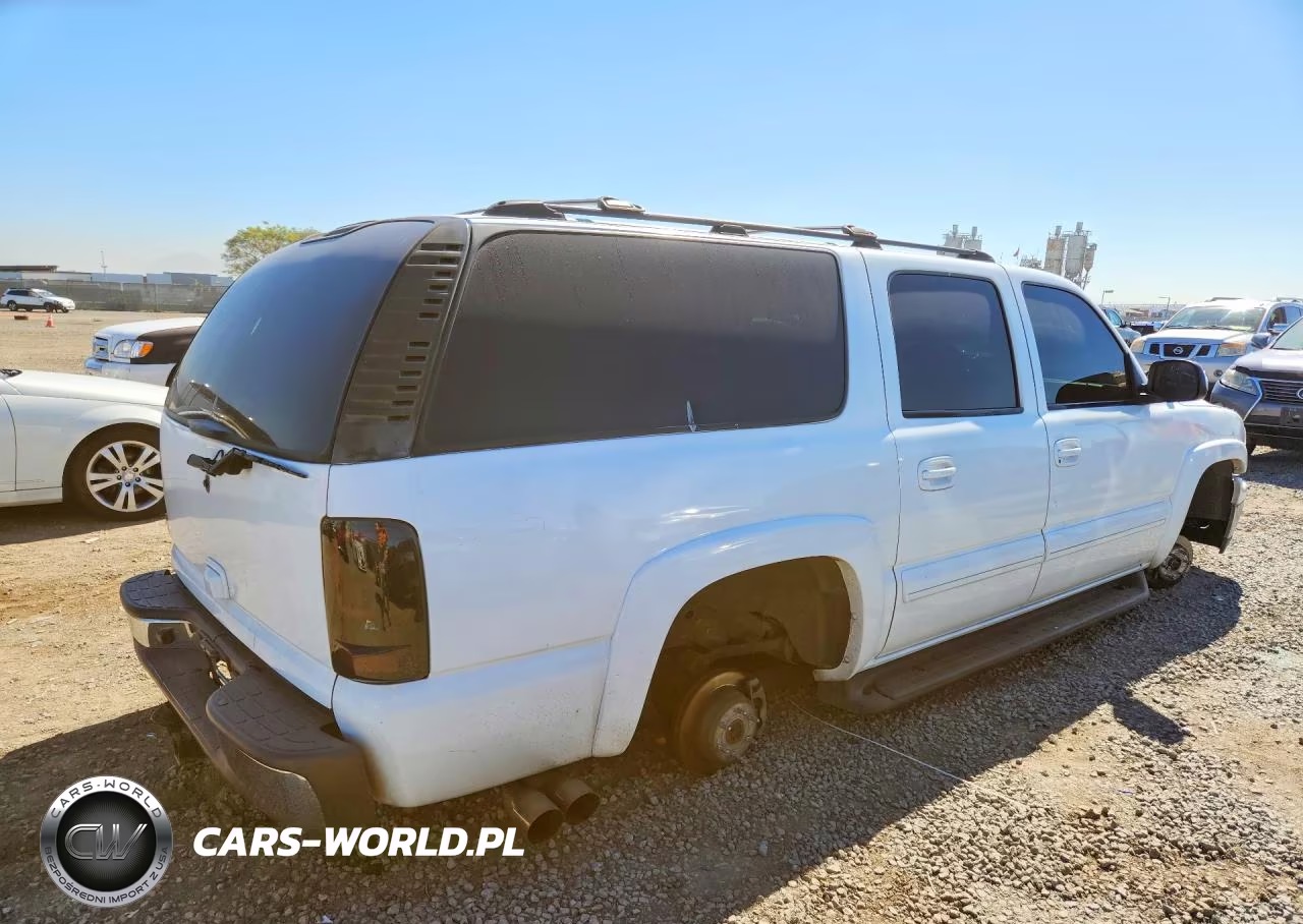2003 Chevrolet Suburban K1500 VIN:1GNFK16ZX3J130454 - 3