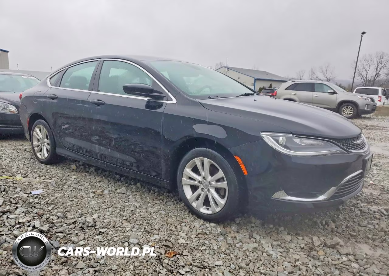 2016 Chrysler 200 Limited VIN:1C3CCCAB6GN182858 - 4