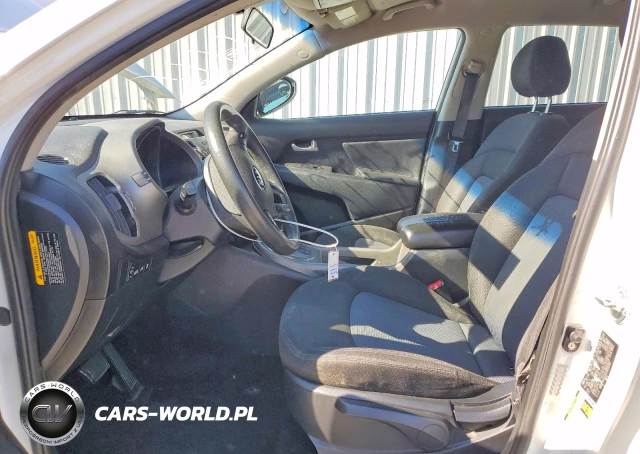 2016 Kia Sportage Lx VIN:KNDPBCAC2G7820049 - 7