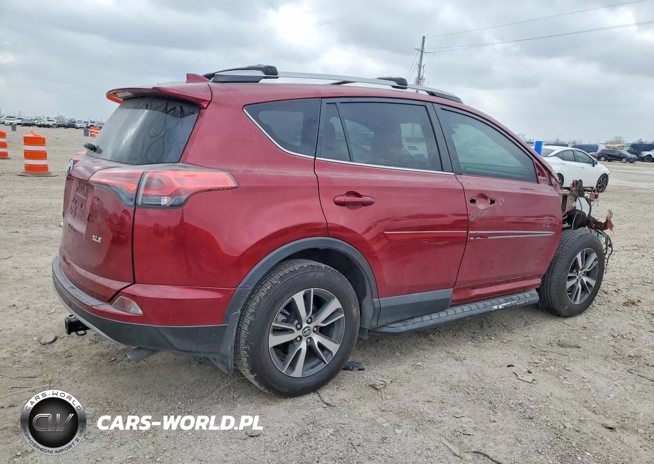 2018 Toyota Rav4 Xle VIN:2T3WFREV0JW502814 - 3