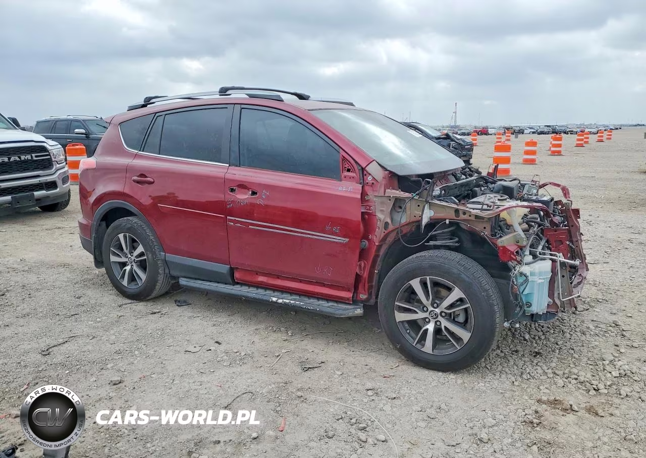 2018 Toyota Rav4 Xle VIN:2T3WFREV0JW502814 - 4