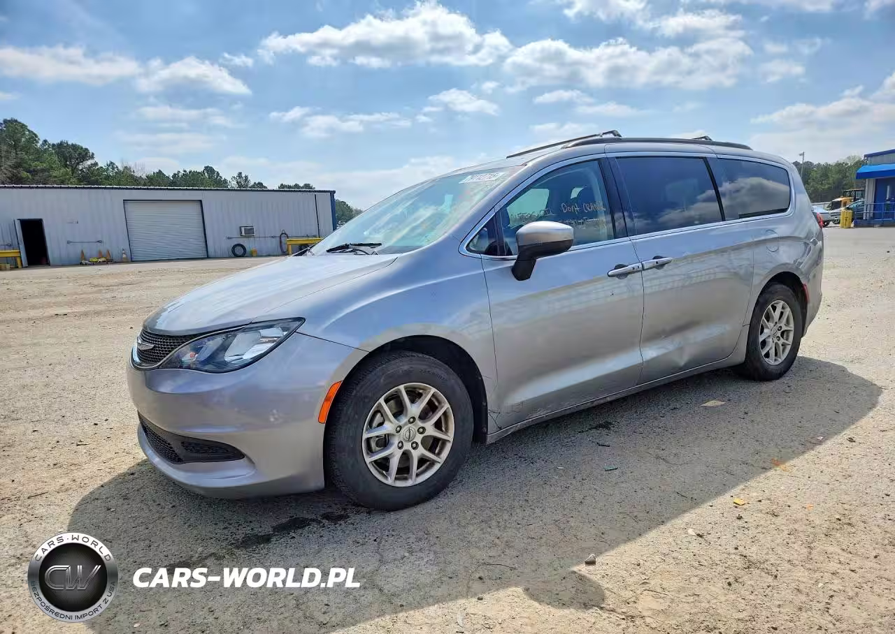 2021 Chrysler Voyager Lxi