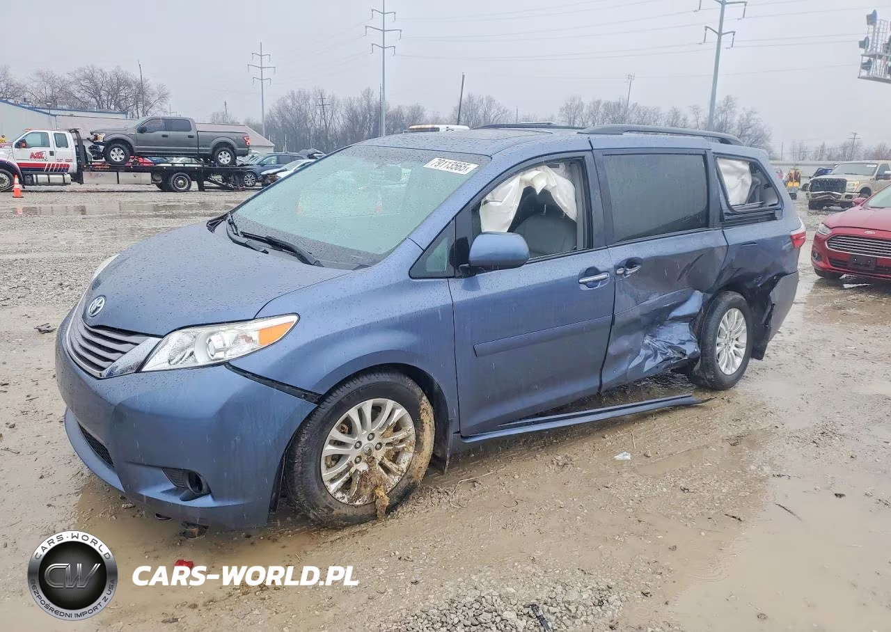 2017 Toyota Sienna Xle 8-Passenger