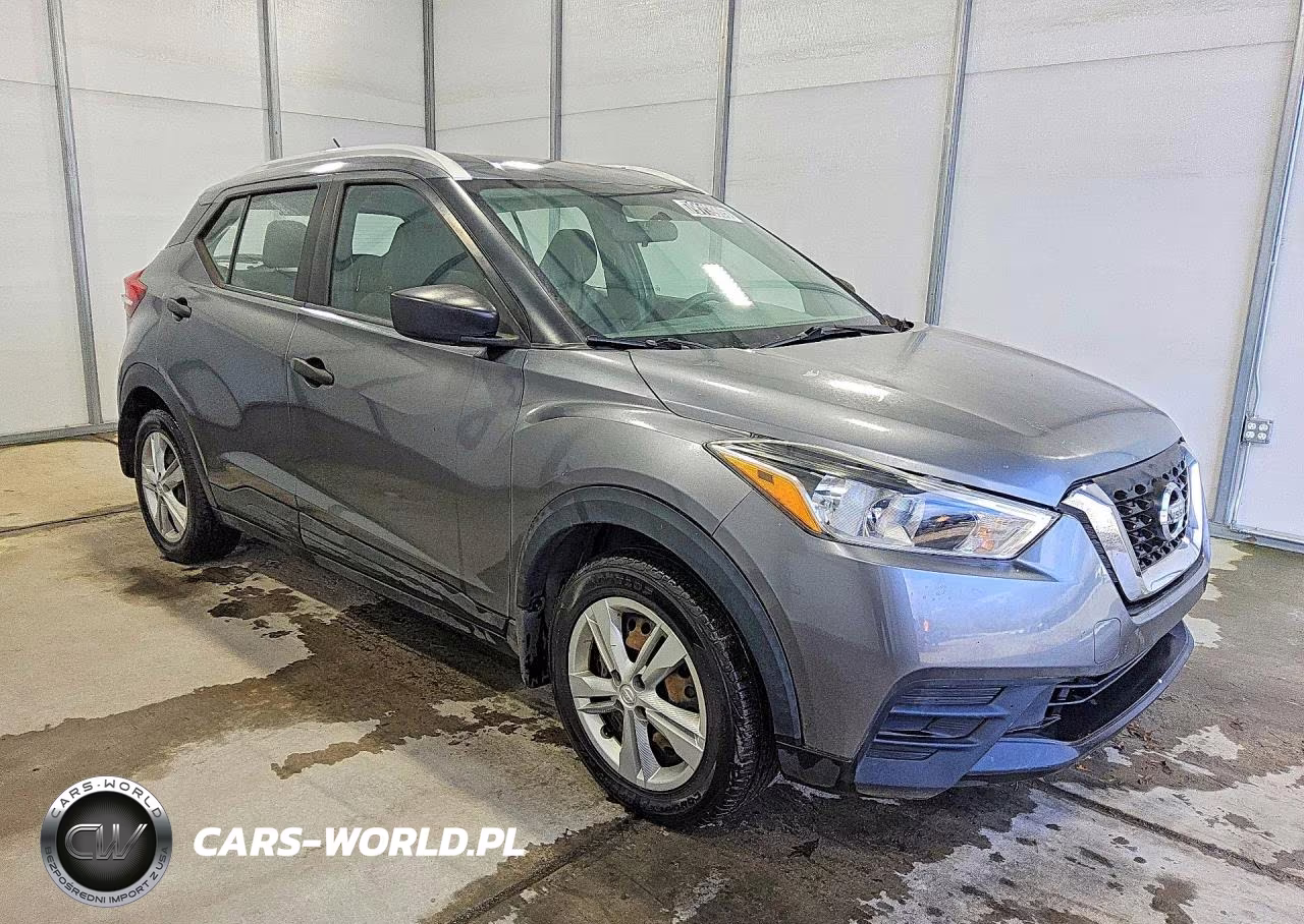 2019 Nissan Kicks S VIN:3N1CP5CU0KL523192 - 4
