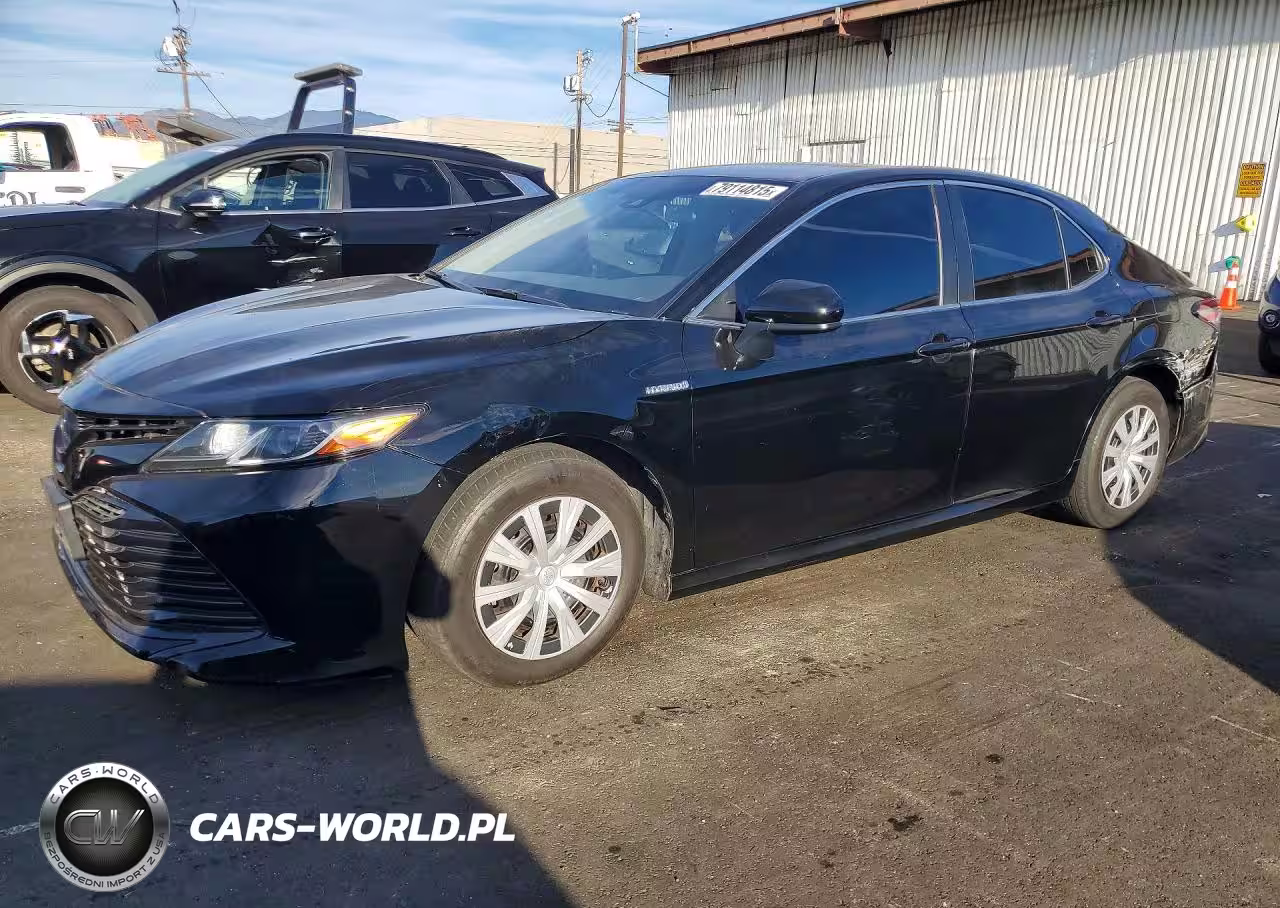 2019 Toyota Camry Hybrid Le