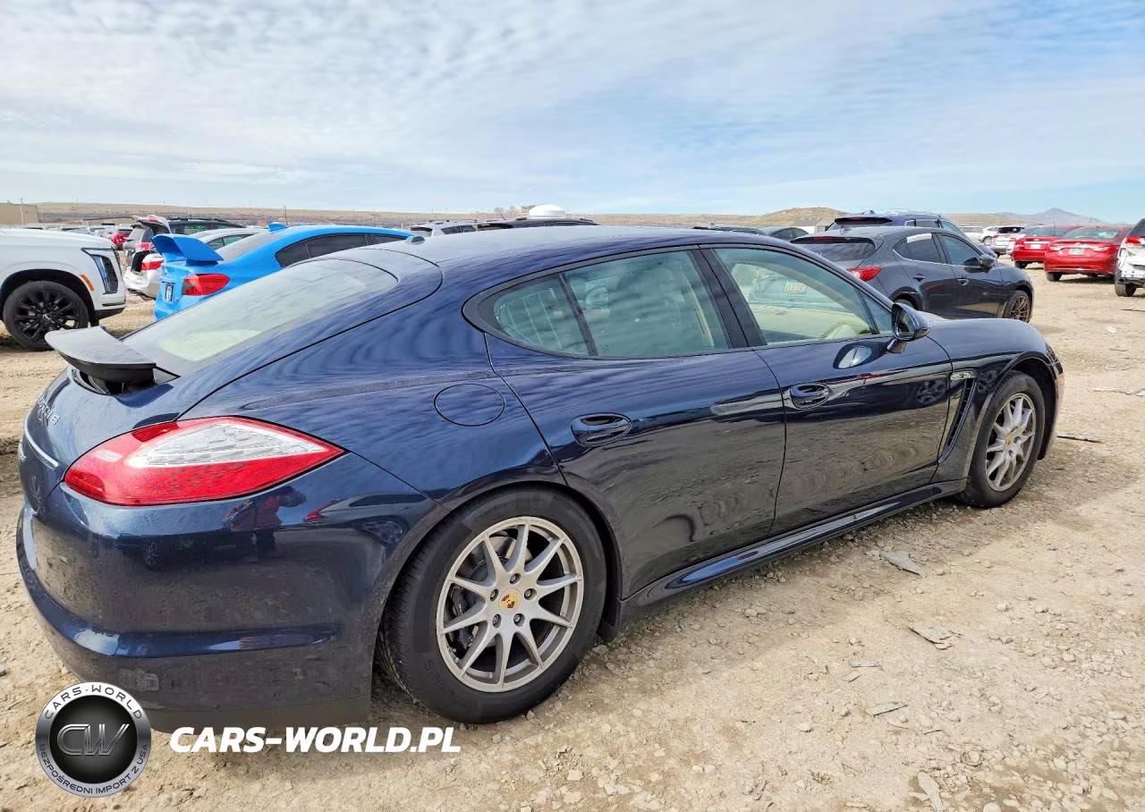 2012 Porsche Panamera 2 VIN:WP0AA2A73CL010873 - 3