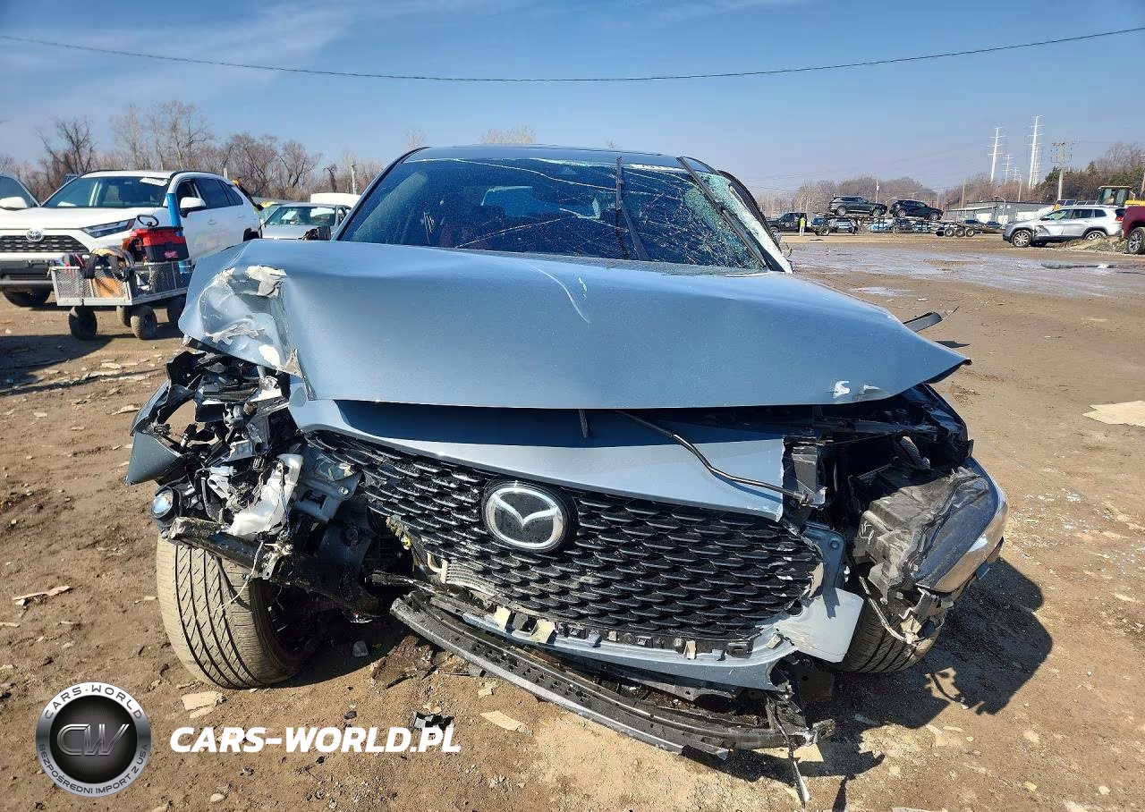 2023 Mazda 3 Preferred VIN:3MZBPACM2PM377748 - 5