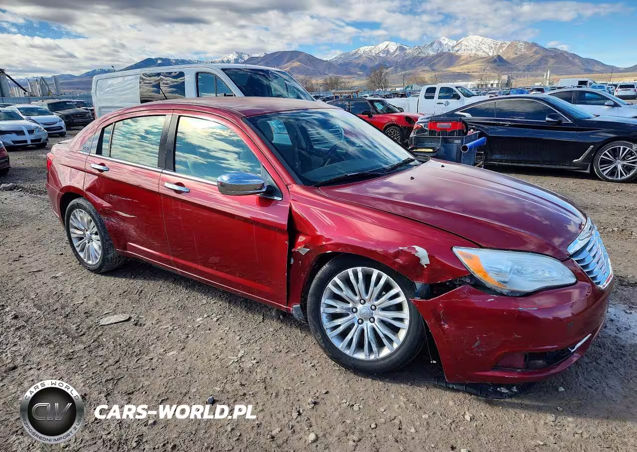 2013 Chrysler 200 Limited VIN:1C3CCBCG1DN689018 - 4