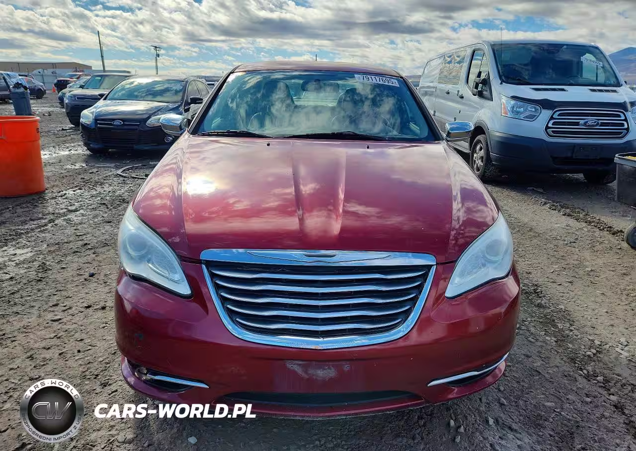 2013 Chrysler 200 Limited VIN:1C3CCBCG1DN689018 - 5