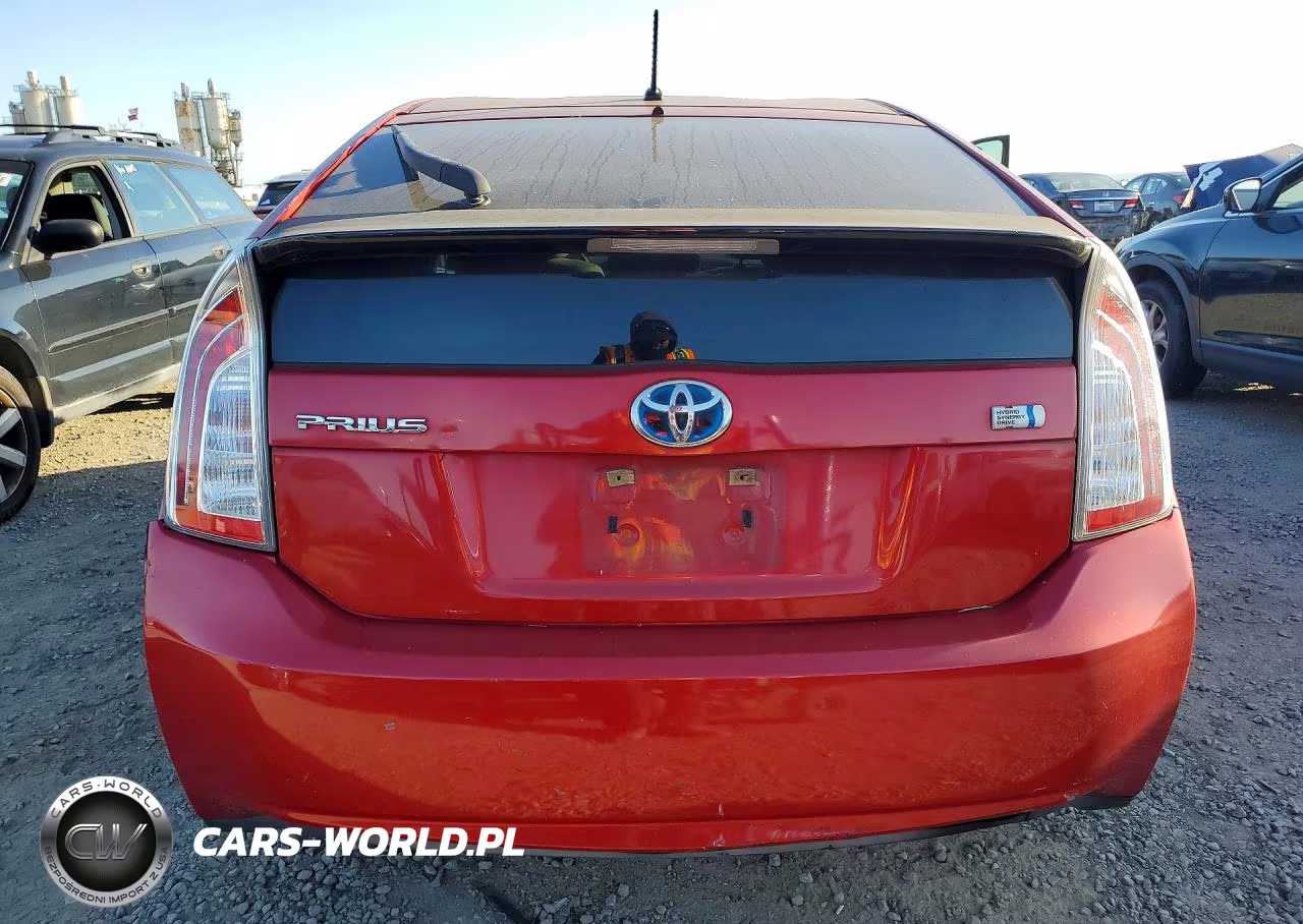 2013 Toyota Prius Two VIN:JTDKN3DUXD1708586 - 6