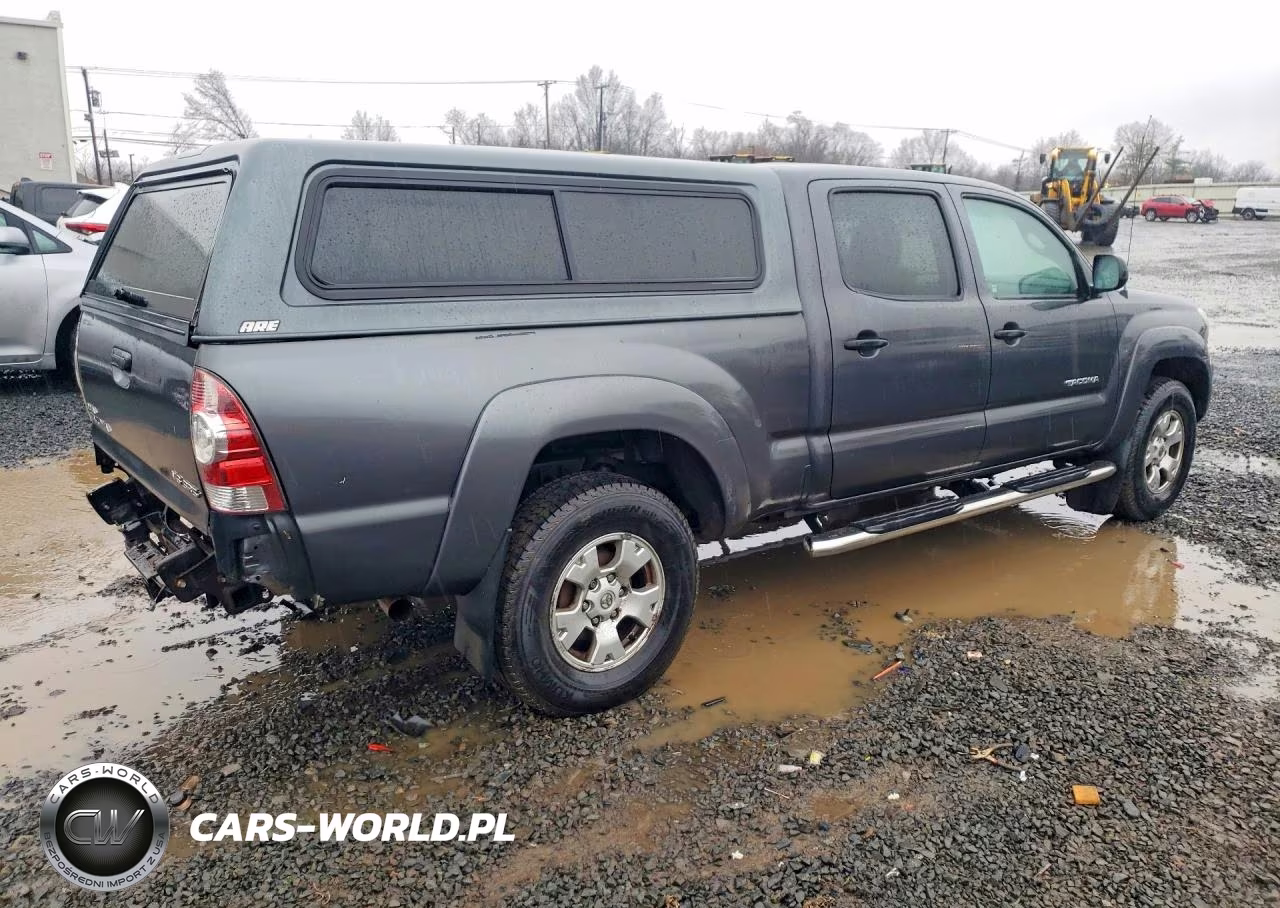 2010 Toyota Tacoma V6 VIN:3TMMU4FN5AM017973 - 3