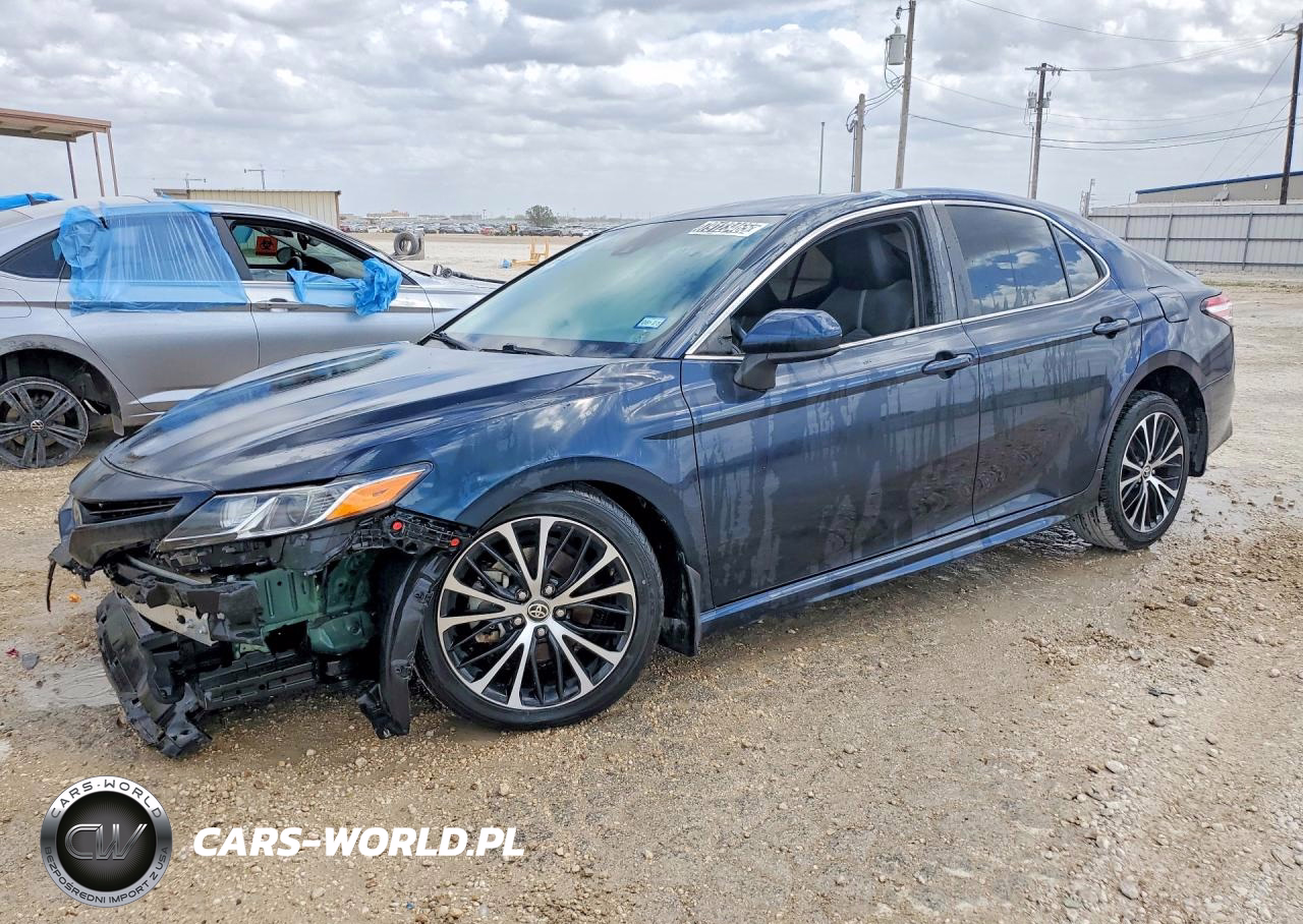 2020 Toyota Camry Se