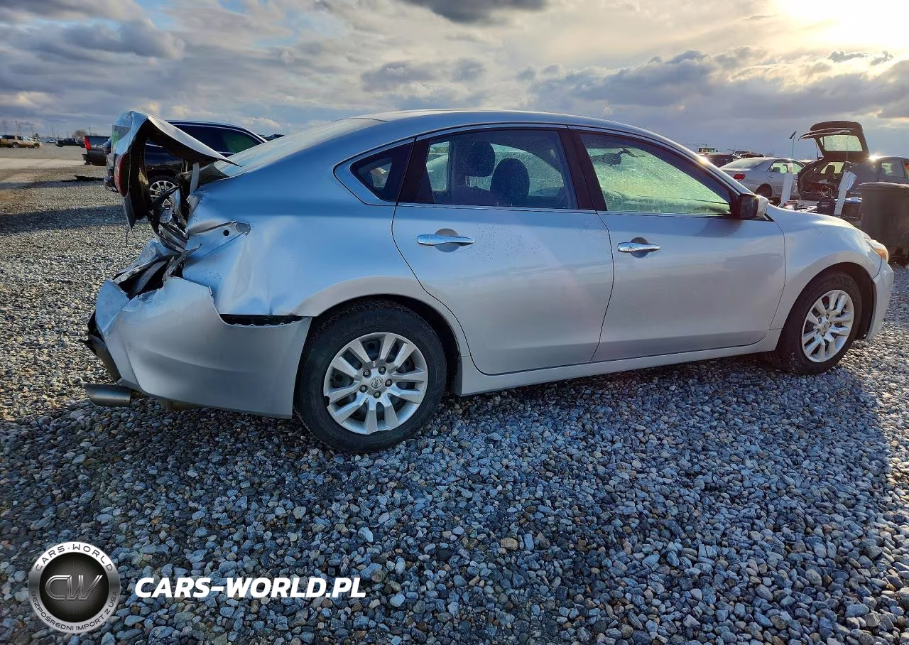 2018 Nissan Altima 2.5 S VIN:1N4AL3AP6JC209290 - 3