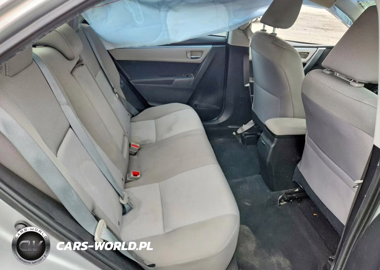 2016 Toyota Corolla Le VIN:5YFBURHE5GP445481 - 10
