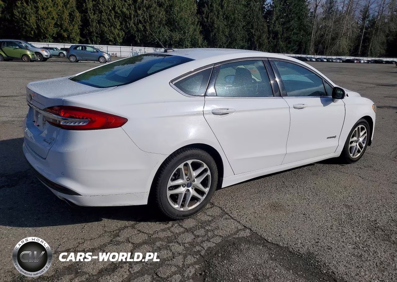2018 Ford Fusion Se Hybrid VIN:3FA6P0LU2JR221238 - 3