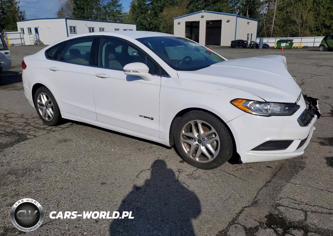 2018 Ford Fusion Se Hybrid VIN:3FA6P0LU2JR221238 - 4