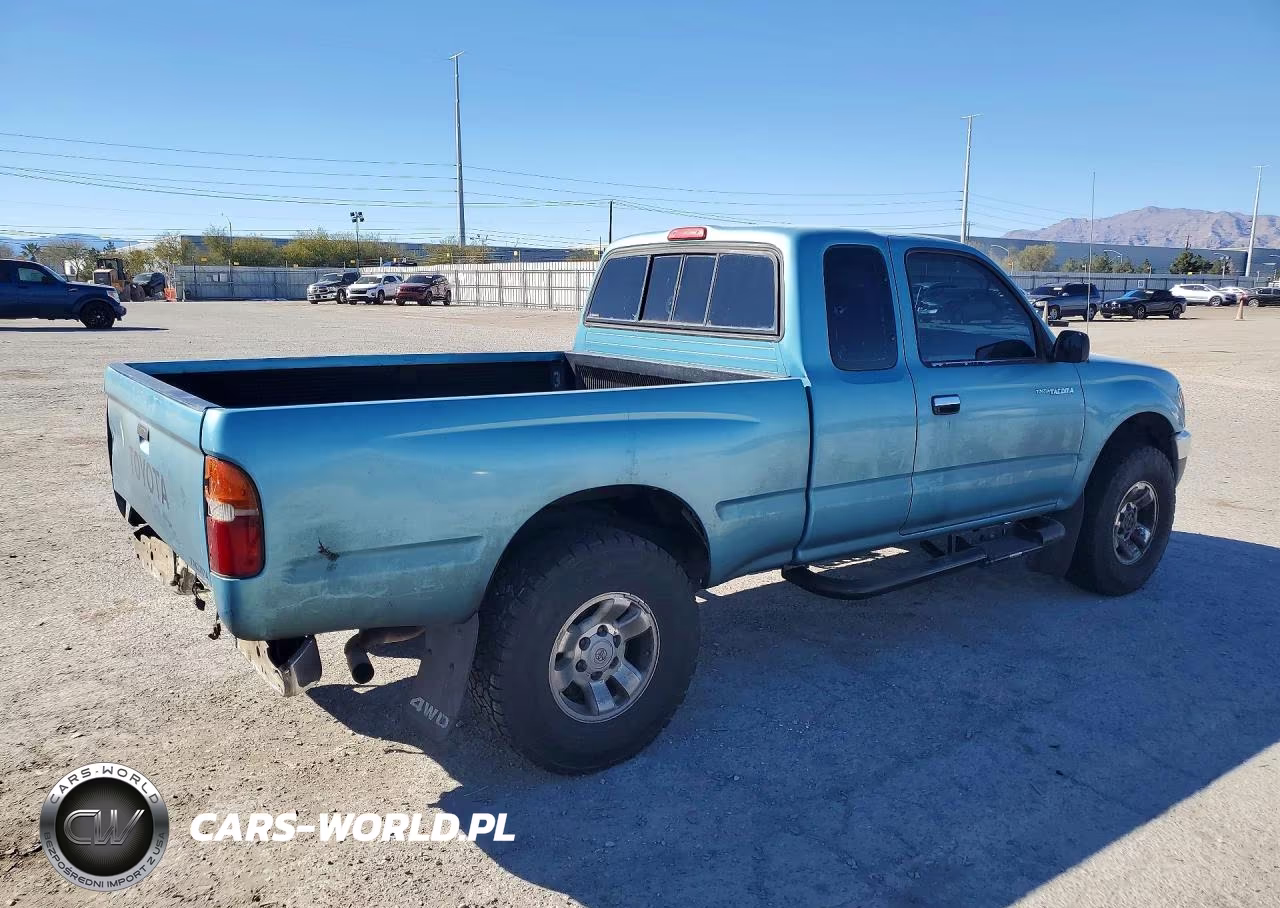 1995 Toyota Tacoma Base VIN:4TAUN73C7SZ047912 - 3