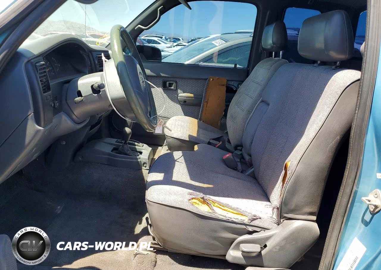 1995 Toyota Tacoma Base VIN:4TAUN73C7SZ047912 - 7