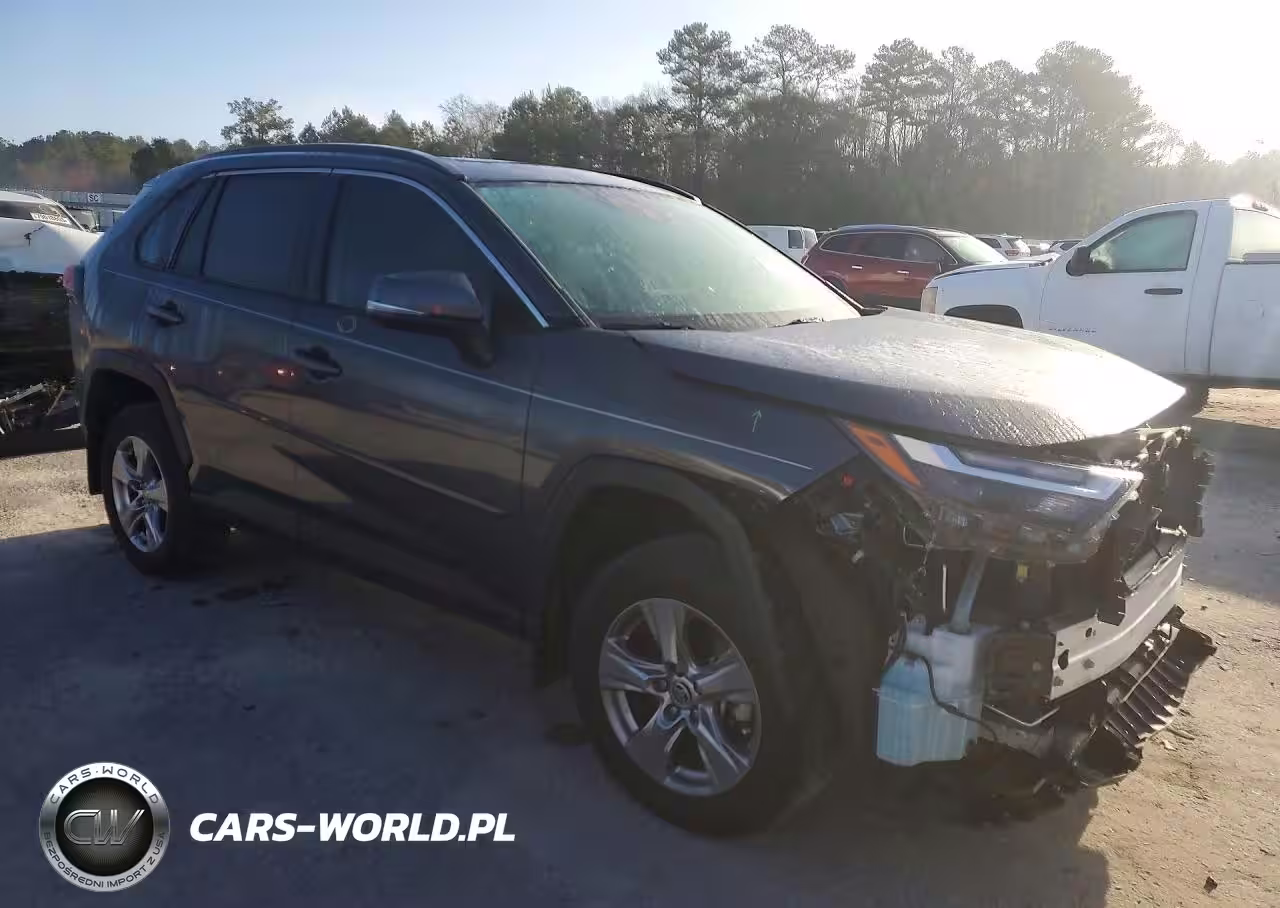 2023 Toyota Rav4 Xle VIN:2T3W1RFV4PC216066 - 4