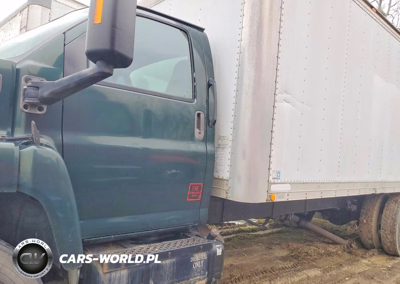 2005 Chevrolet C7500 Box Truck VIN:1GBJ7C1C35F534693 - 9