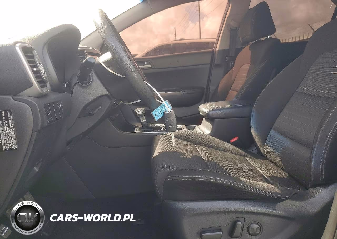 2018 Kia Sportage Lx VIN:KNDPM3AC4J7357218 - 7