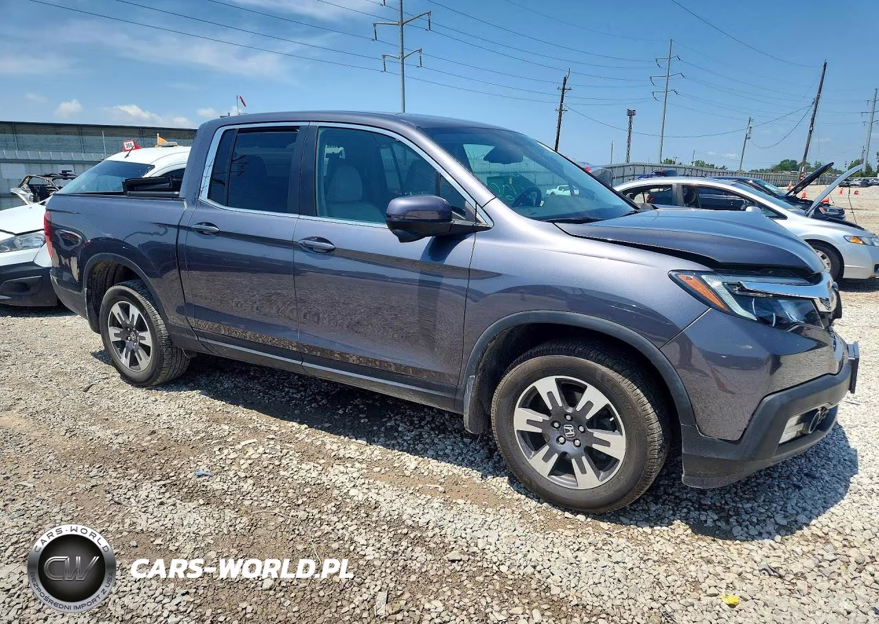2018 Honda Ridgeline Rtl VIN:5FPYK3F66JB015946 - 4