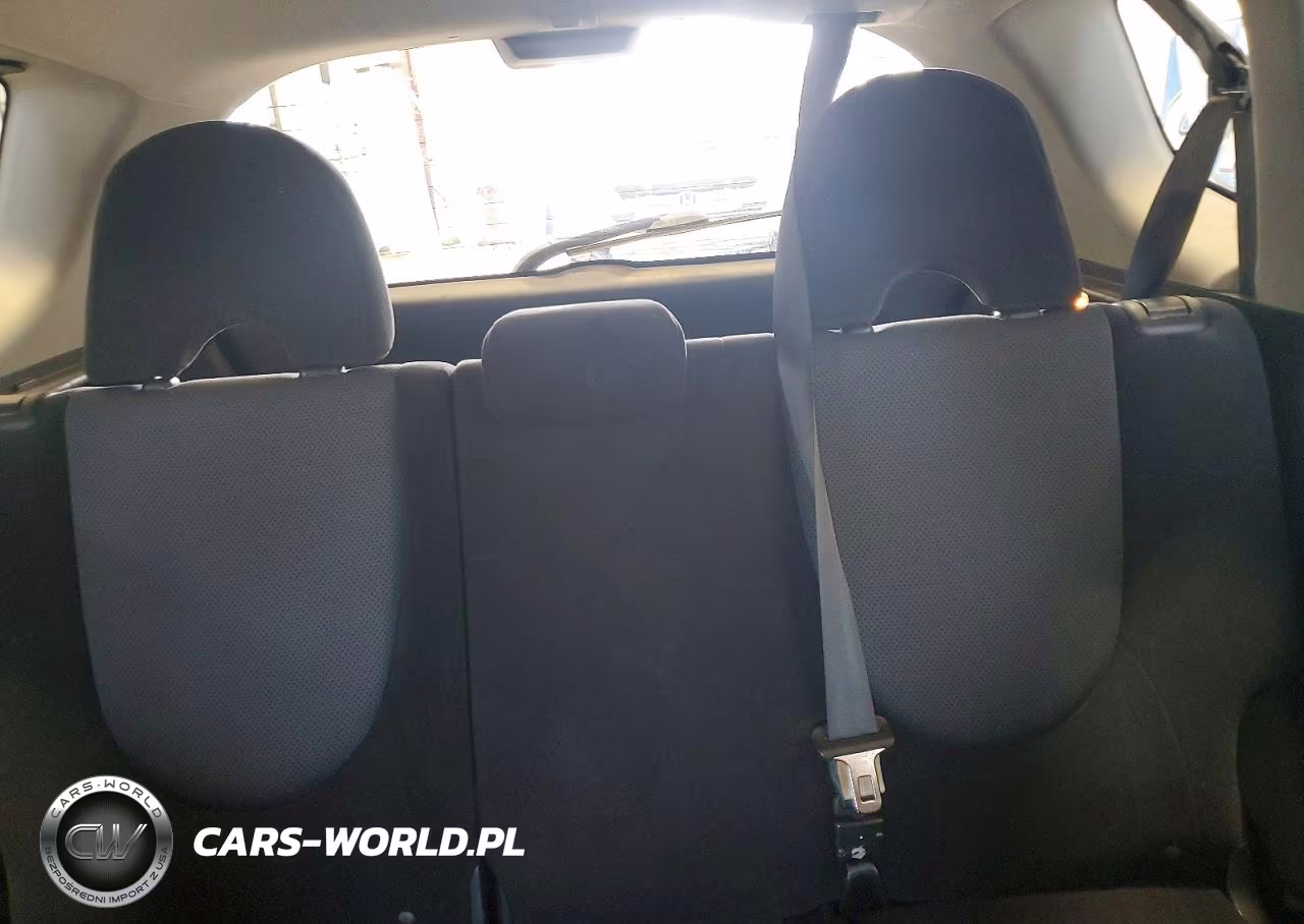 2007 Honda Fit S VIN:JHMGD38637S021760 - 10