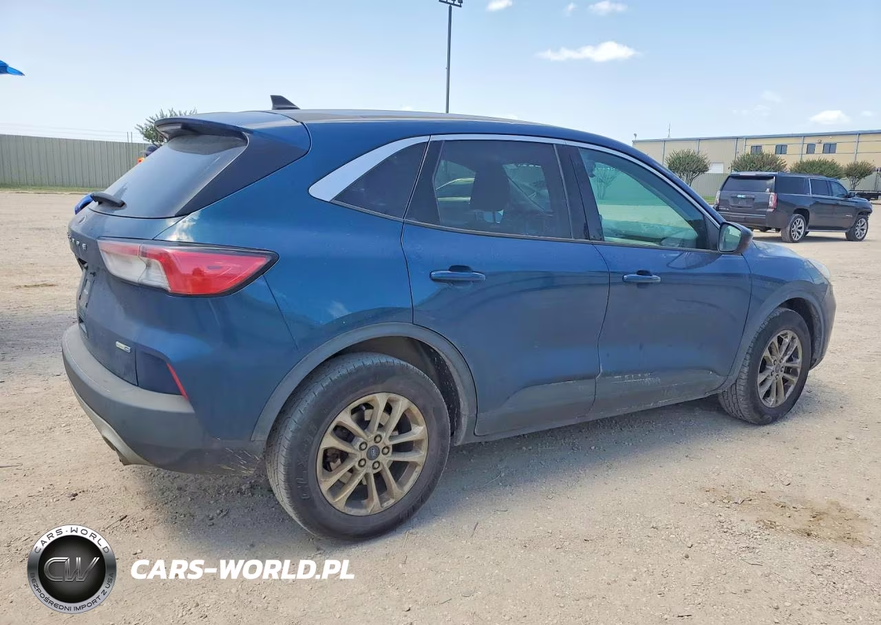 2020 Ford Escape Se VIN:1FMCU9G62LUC15033 - 3